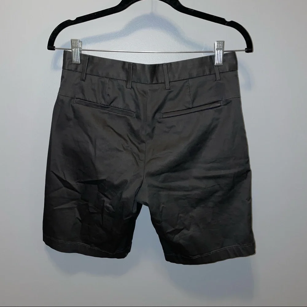 Banana Republic Aiden Short
